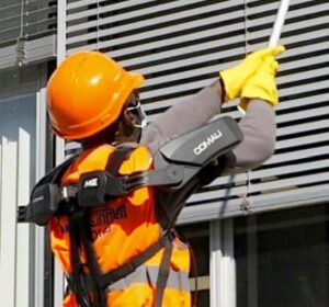 exoskeleton mate-xt window cleaning