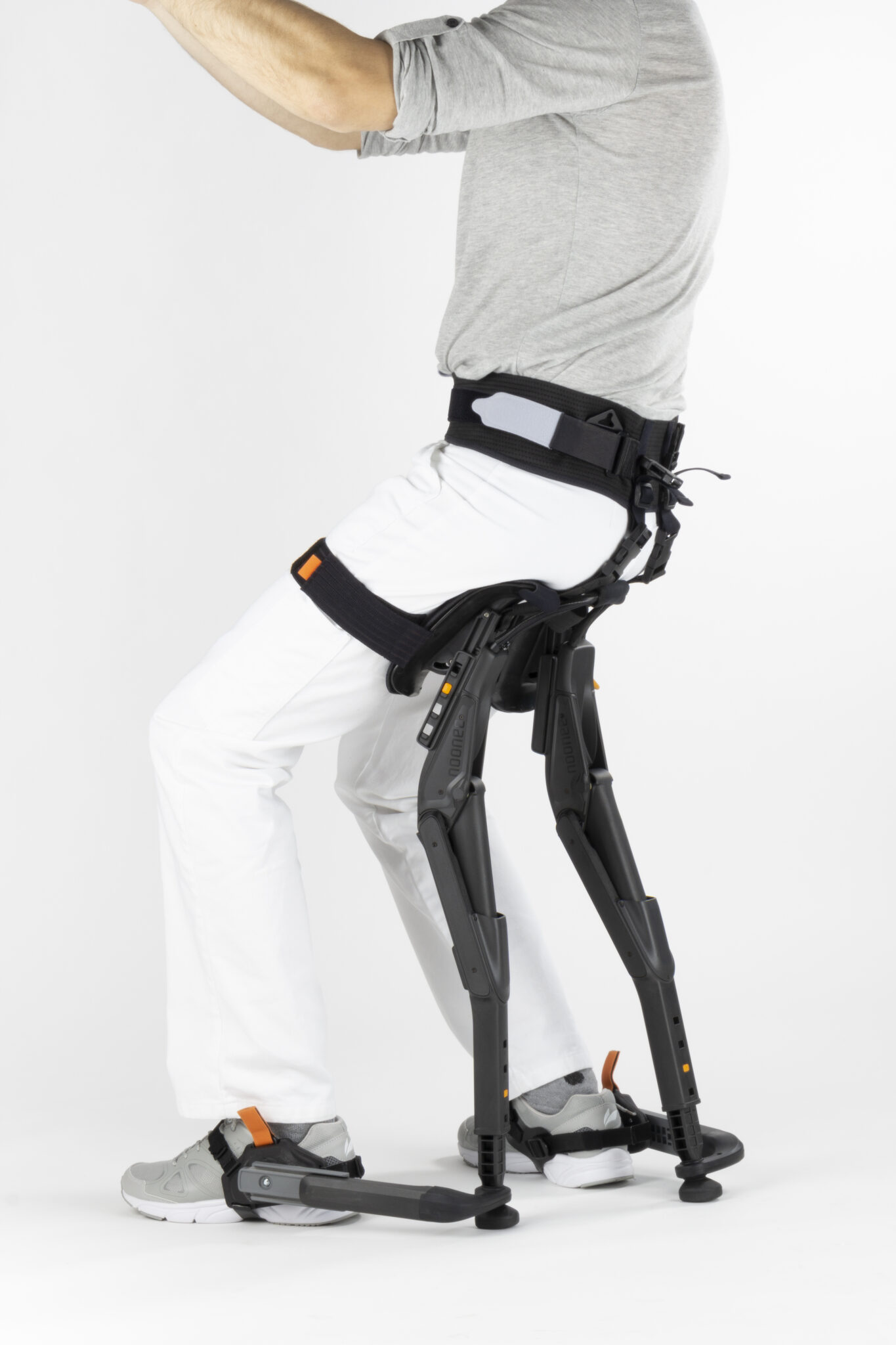 Exoskeleton Chairless Chair 2.0 Hartico Baltic Exoskeleton Centre